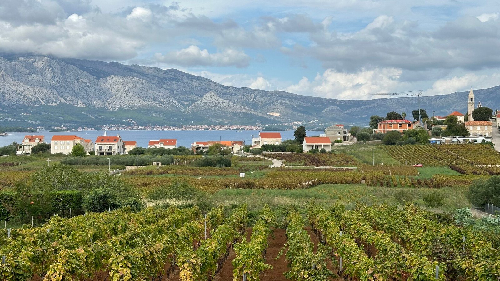 Korčula, Croácia: Descubra a Ilha Histórica e Encantadora do Adriático